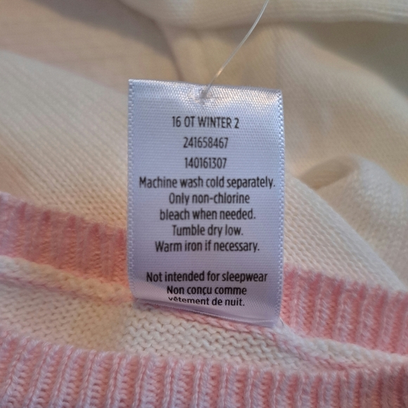 Gymboree Outlet girls size 5T sweater dress, snowflake designs, New - Picture 4 of 5